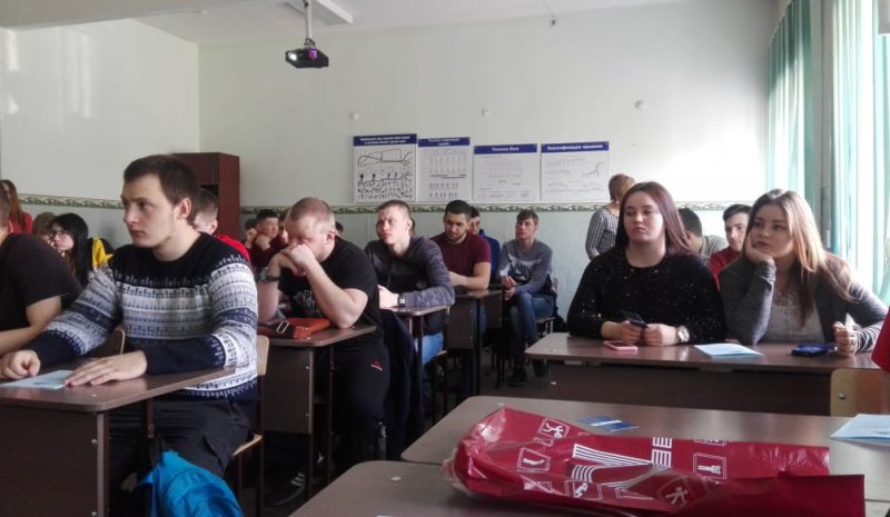 Профориентационная встреча в Бийском педагогическом колледже