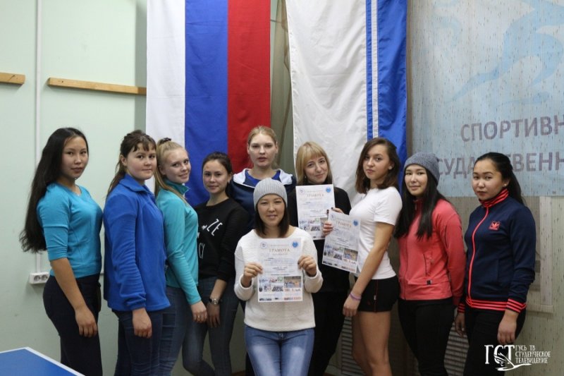 Теннис - ракетка, удар, победа!