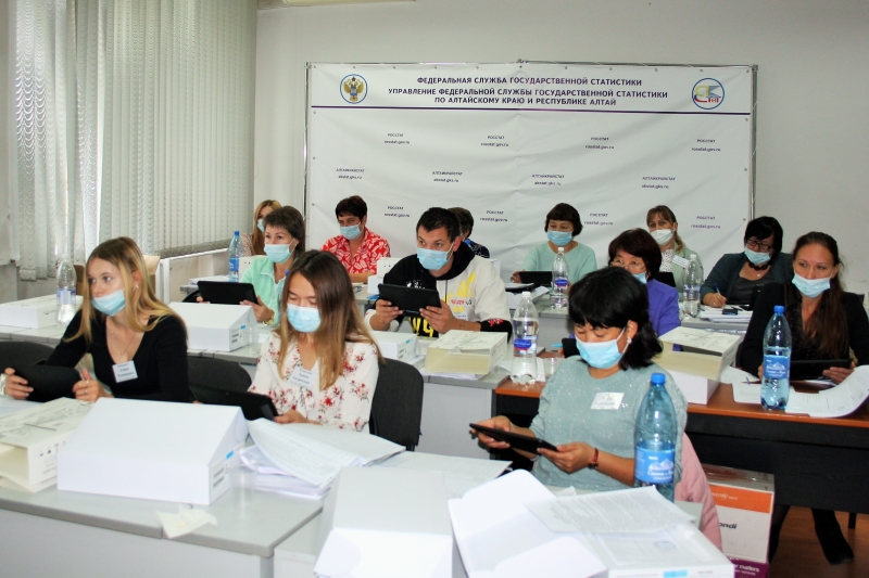 Двадцать студентов ГАГУ станут переписчиками