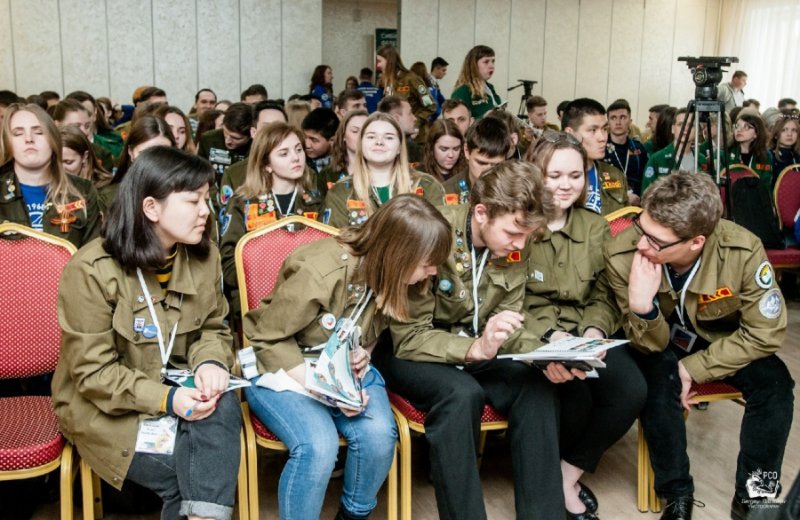Студенты ГАГУ приняли участие в Окружной школе руководителей штабов студенческих отрядов 
