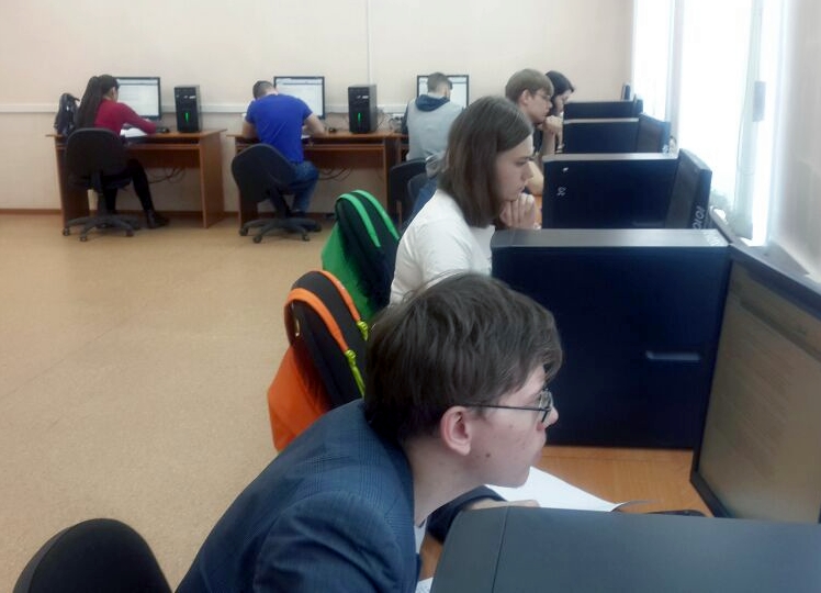 В ГАГУ стартовала олимпиада на знание правовой системы ГАРАНТ 