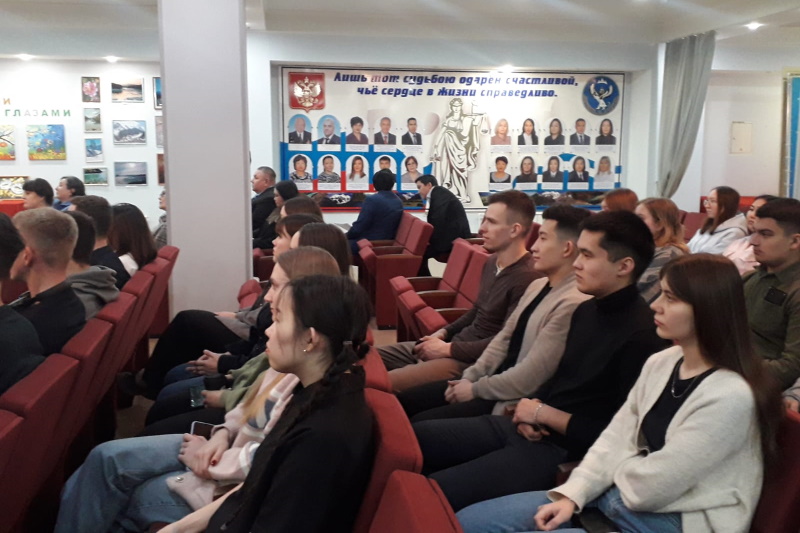 Студенты посетили Управление Судебного департамента в Республике Алтай